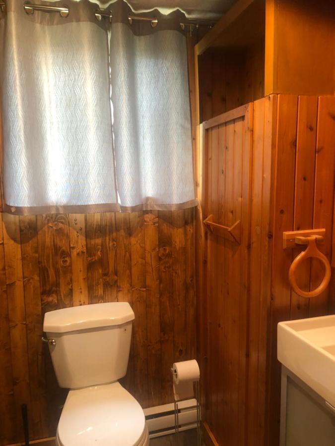 Chalets Les Chanterelles De Forillon L'Anse-au-Griffon Exterior foto